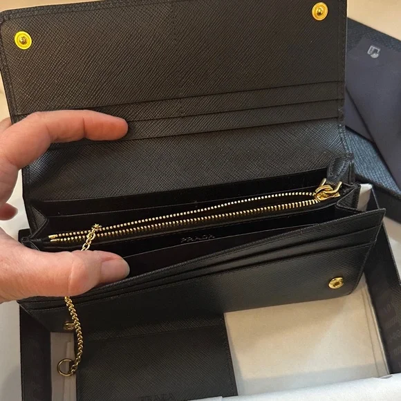 Prada Black Wallet with Gold Logo - Picture 11 of 14